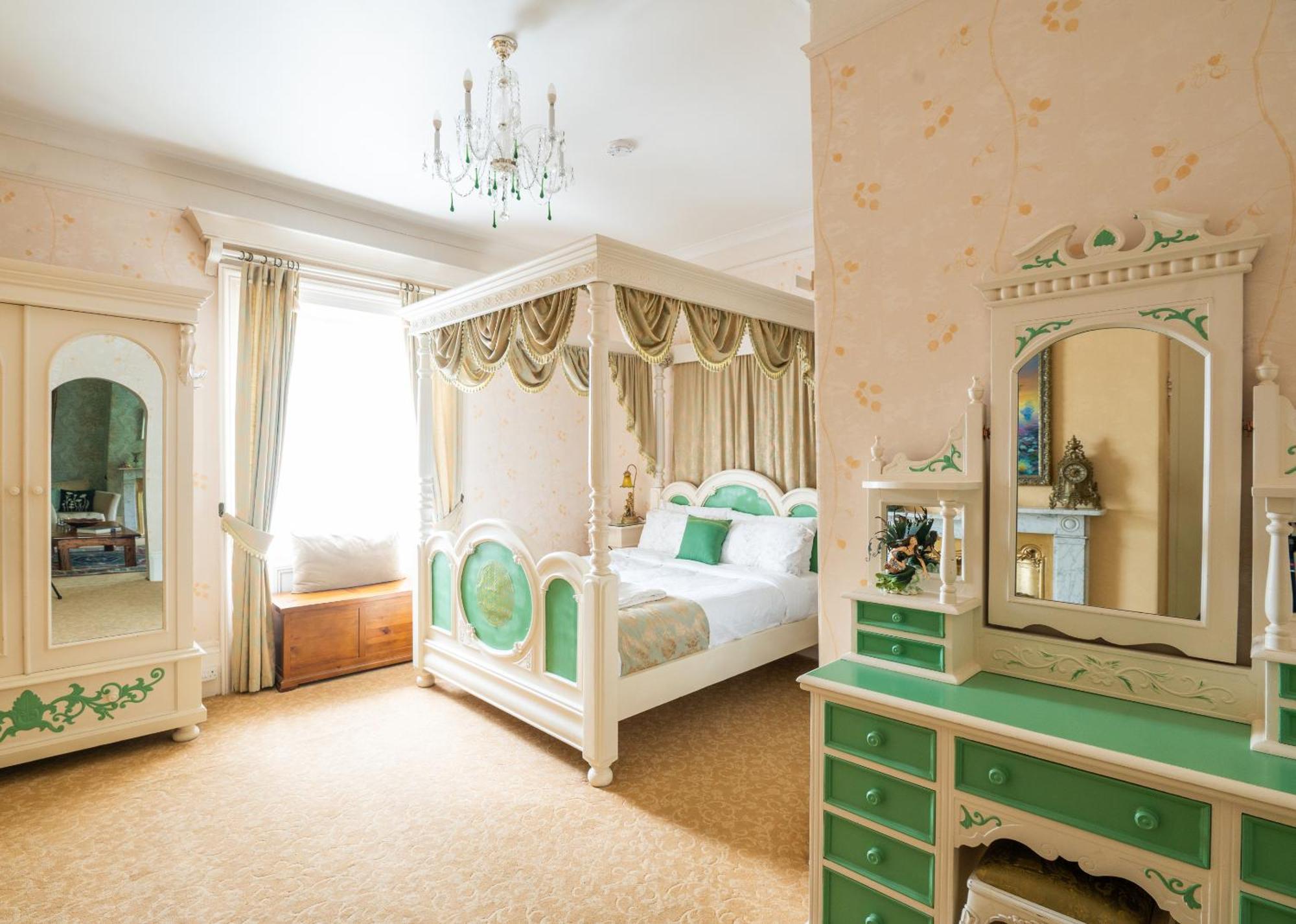 Enchanted Manor Niton Exterior foto