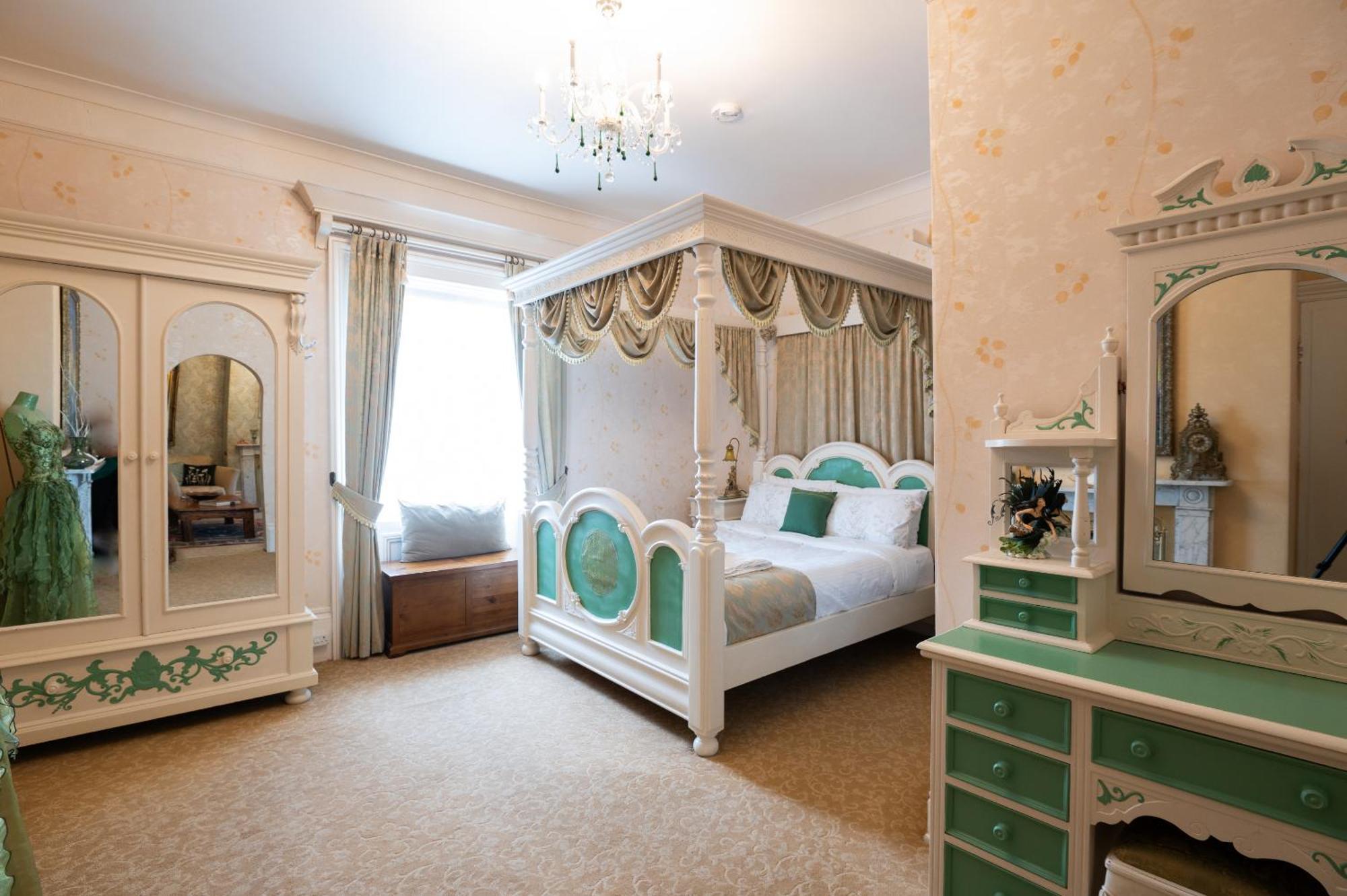 Enchanted Manor Niton Exterior foto